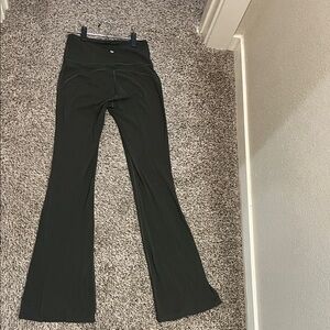 lululemon athletica army green Leggings